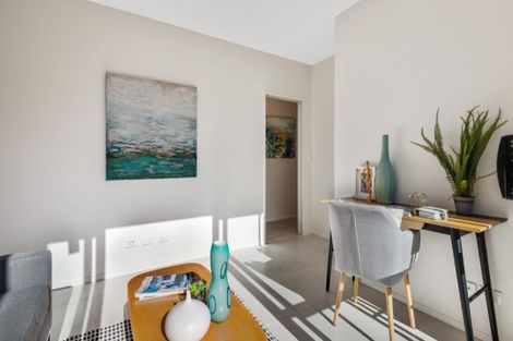 Photo of property in 35 Pepene Avenue, Takanini, 2112