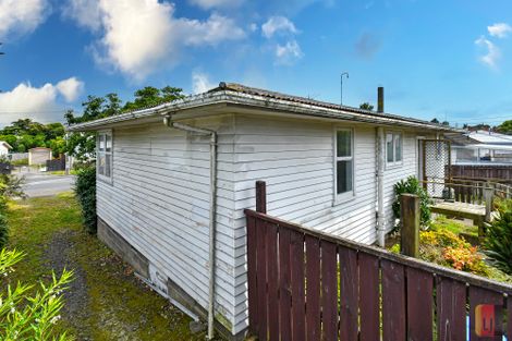 Photo of property in 118 Mahia Road, Manurewa, Auckland, 2102