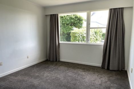 Photo of property in 21 Abraham Crescent, Milson, Palmerston North, 4414