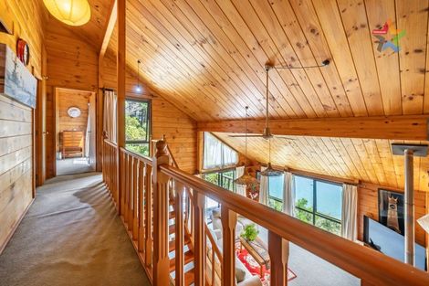 Photo of property in 321 Marine Drive, York Bay, Lower Hutt, 5013