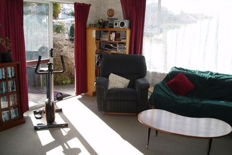 Photo of property in 6 Price Street, Waimate, 7924