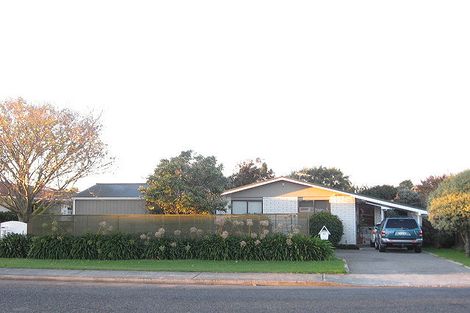 Photo of property in 47 Raumati Road, Raumati Beach, Paraparaumu, 5032