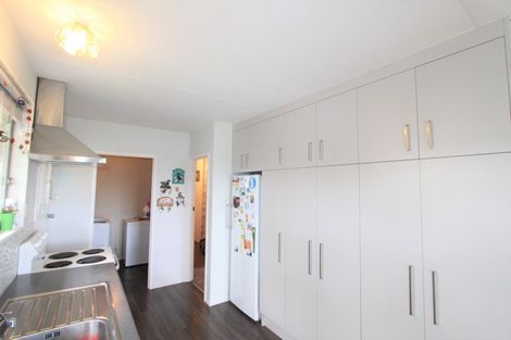 Photo of property in 17 Kiwi Street, Pahiatua, 4910