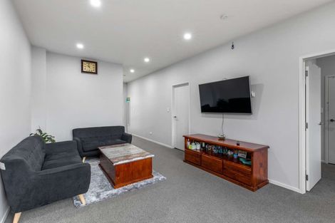 Photo of property in 38/11 Ray Small Drive, Papakura, 2110