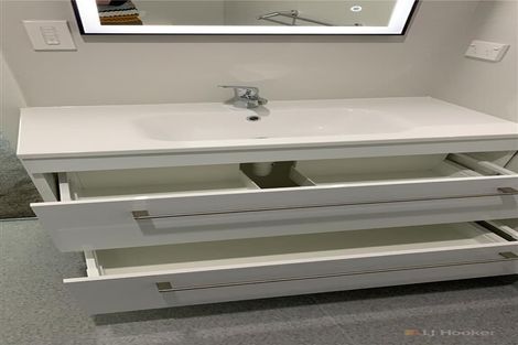 Photo of property in 8b Holmes Street, Waimate, 7924