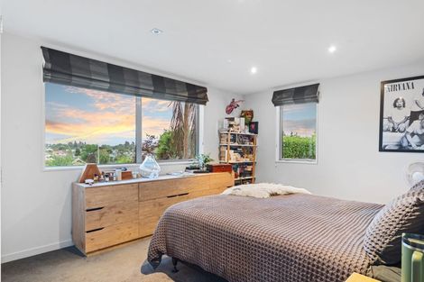 Photo of property in 118a Centaurus Road, Huntsbury, Christchurch, 8022