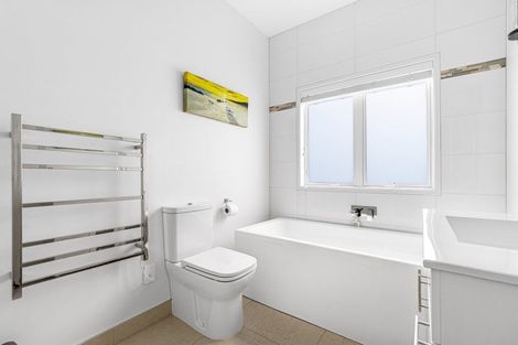 Photo of property in 7 The Glade, Papamoa Beach, Papamoa, 3118