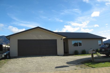 Photo of property in 8 Perrow Street, Wanaka, 9305
