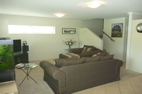 Photo of property in 16 Catrina Avenue, Birkenhead, Auckland, 0626
