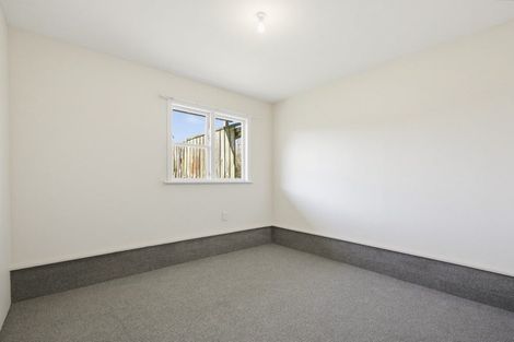 Photo of property in 45-45a Batchelor Street, Newlands, Wellington, 6037