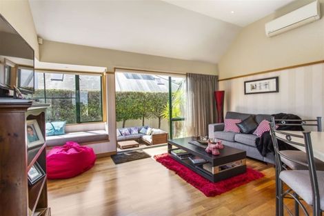 Photo of property in 45b Takutai Avenue, Half Moon Bay, Auckland, 2012