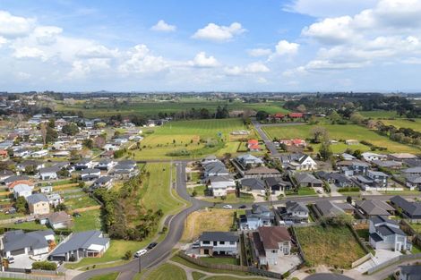 Photo of property in 9 Regis Park Drive, Pukekohe, 2120