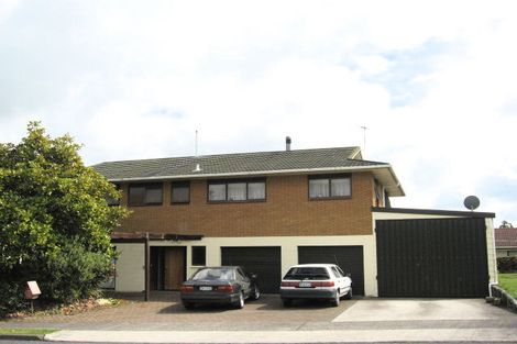 Photo of property in 2 Leo Place, Kawaha Point, Rotorua, 3010