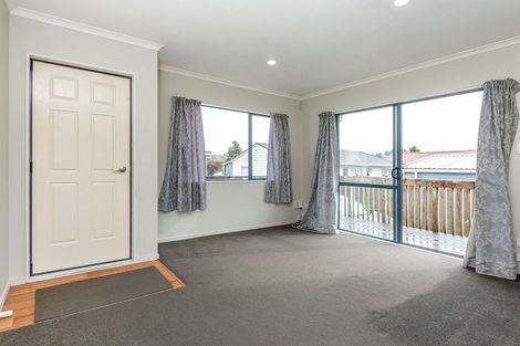 Photo of property in 45 Borich Road, Sunnyvale, Auckland, 0612