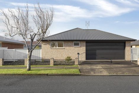 Photo of property in 105 Argyle Street, Mosgiel, 9024