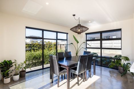 Photo of property in 21 Nadine Stanton Drive, Bell Block, New Plymouth, 4312