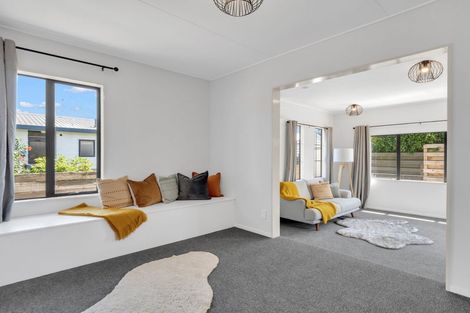 Photo of property in 8a Kaimai Place, Hairini, Tauranga, 3112