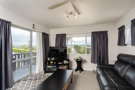 Photo of property in 10 Arawa Place, Onerahi, Whangarei, 0110