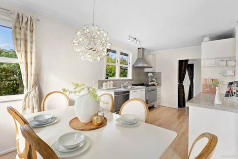 Photo of property in 53 Eskdale Road, Birkdale, Auckland, 0626