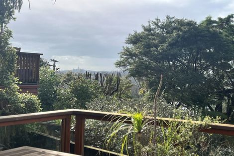 Photo of property in 84 Shetland Street, Glen Eden, Auckland, 0602