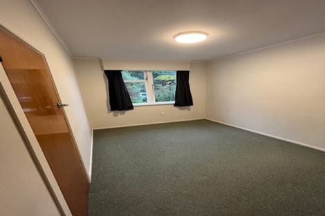 Photo of property in 5 Kiriwai Road, Paremata, Porirua, 5024