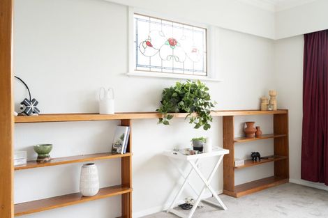 Photo of property in 1 Broderick Crescent, Johnsonville, Wellington, 6037