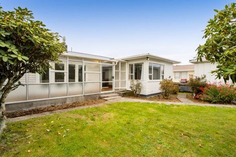 Photo of property in 2 Fitzgerald Avenue, Kaponga, Hawera, 4679