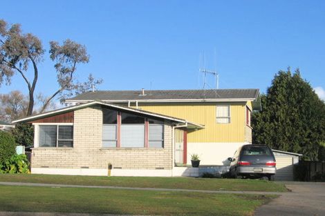 Photo of property in 65 Collins Road, Melville, Hamilton, 3206