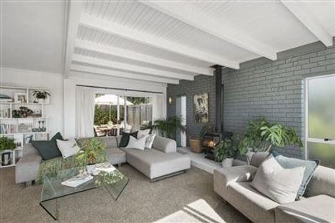 Photo of property in 47 Aotearoa Terrace, Murrays Bay, Auckland, 0630