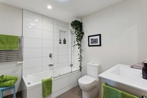 Photo of property in 3 Batsford Lane, Lower Shotover, Queenstown, 9371