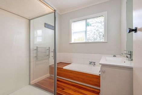 Photo of property in 92 Lyndhurst Street, Takaro, Palmerston North, 4412