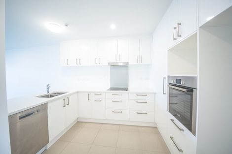 Photo of property in Apollo Apartments, 306/46 Rosedale Road, Rosedale, Auckland, 0632