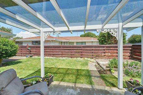 Photo of property in 100 Maxwells Line, Awapuni, Palmerston North, 4412