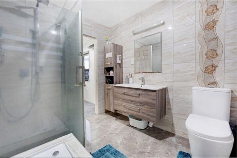 Photo of property in 151 Bucklands Beach Road, Bucklands Beach, Auckland, 2012