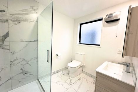 Photo of property in 2/14 Nova Place, Christchurch Central, Christchurch, 8011