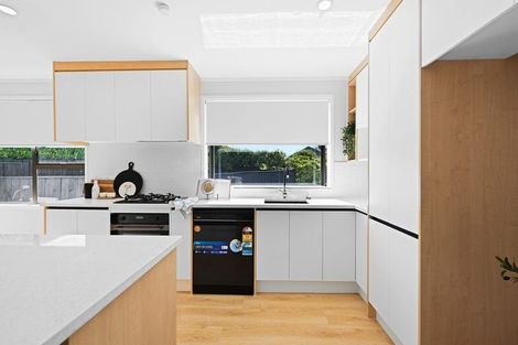 Photo of property in 81 Glen Lynne Avenue, Queenwood, Hamilton, 3210