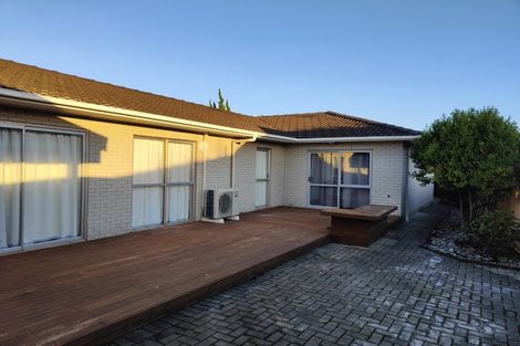 Photo of property in 27 Galsworthy Place, Bucklands Beach, Auckland, 2014