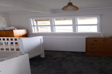 Photo of property in 1/27 Huka Road, Birkenhead, Auckland, 0626