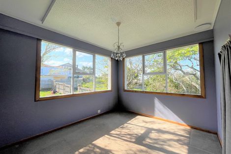 Photo of property in 105 Campbell Road, One Tree Hill, Auckland, 1061