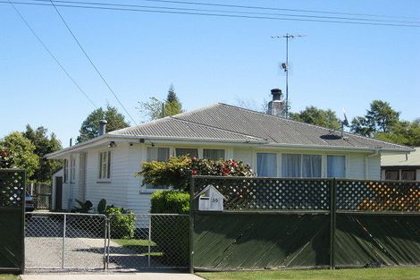Photo of property in 35 Henderson Street, Riversdale, Blenheim, 7201