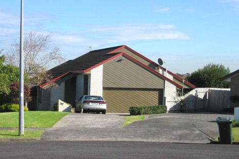 Photo of property in 27 Sharples Place, Somerville, Auckland, 2014