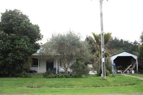 Photo of property in 141 Watt Street, Coromandel, 3506