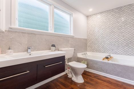 Photo of property in 55 Michael Road, Paraparaumu Beach, Paraparaumu, 5032