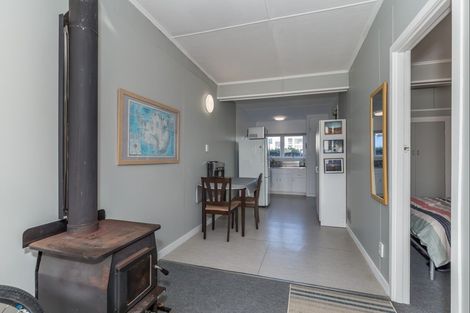 Photo of property in 1/2 Himatangi Street, Himatangi Beach, Foxton, 4891