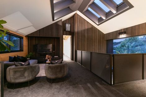 Photo of property in 60 Churchouse Road, Greenhithe, Auckland, 0632