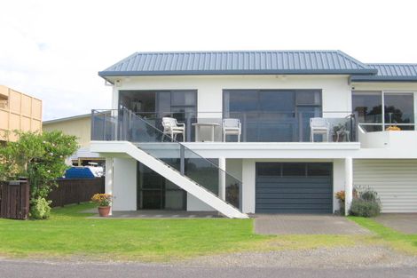 Photo of property in 203a Esplanade Drive, Whangamata, 3620