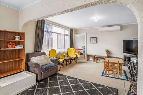 Photo of property in 40 Thyra Street, Dannevirke, 4930