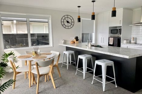 Photo of property in 5b Te Wharo Drive, Papamoa, 3118