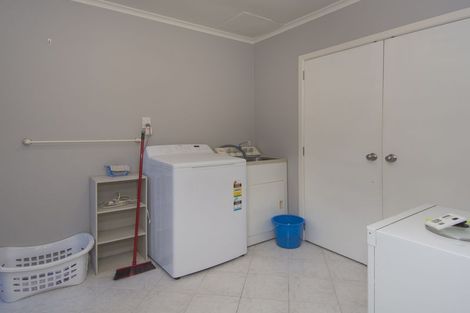 Photo of property in 138a Oceanbeach Road, Mount Maunganui, 3116
