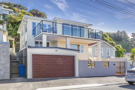 Photo of property in 26 Ferry Street, Seatoun, Wellington, 6022